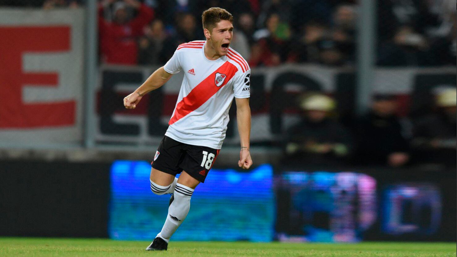 El gol de penal de Rollheiser clasificó a River a los octavos de final de la Copa Argentina.