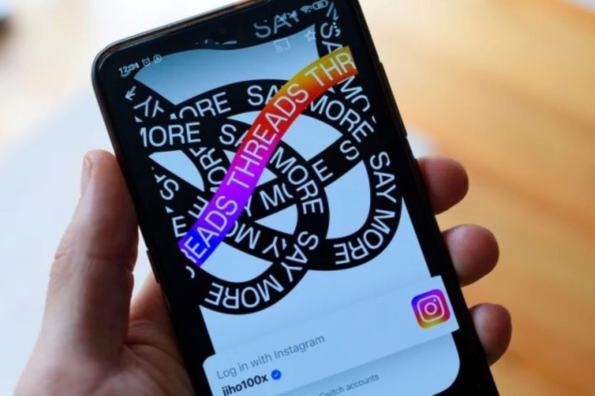 Threads, la nueva red social lanzada por Mark Zuckerberg y considera un "clon de Twitter". Imagen: Shutterstock