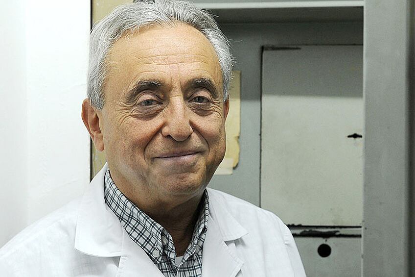 Pedro Cahn, director de la Fundación Huésped, explicó los alcances del estudio.