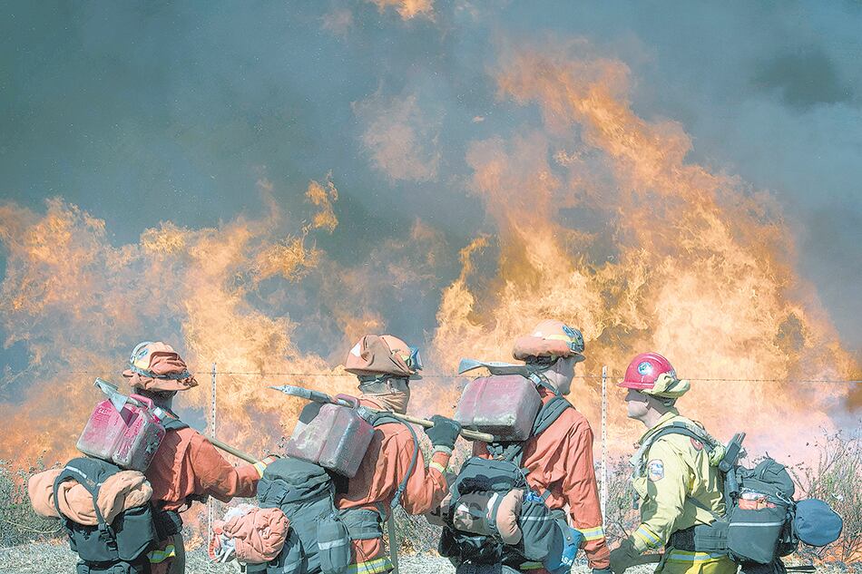 El fuego no da tregua.