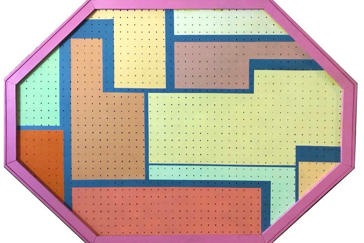 Pintura de Gumier Maier (1991), uno de los protagonistas del arte de los 90. Abajo: Tapa del libro, con obra de Marcelo Pombo.