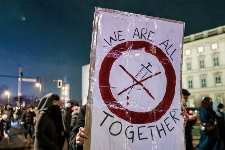 Debate por el uso de un estadio nazi para manifestaciones antivacunas.