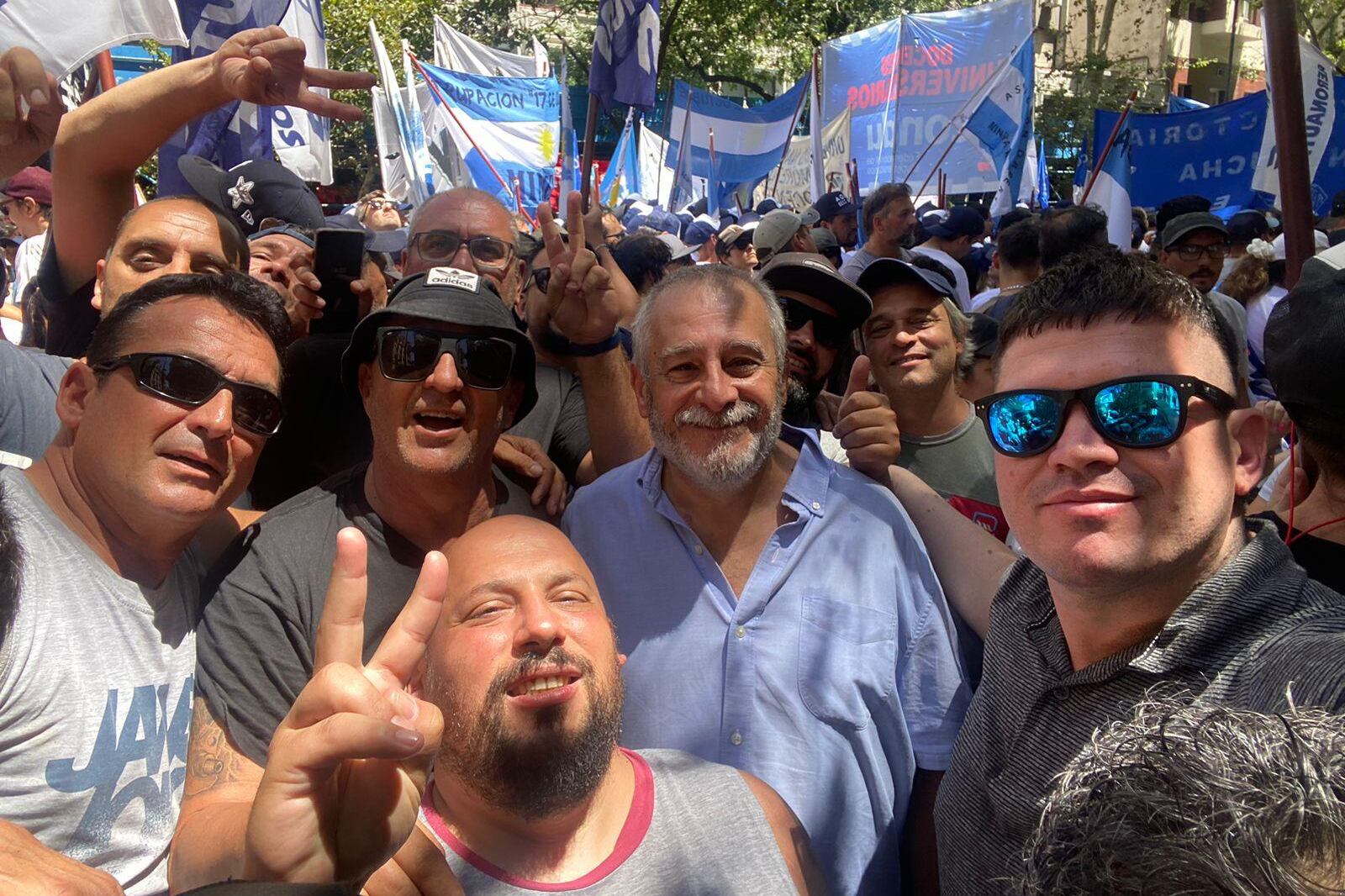 Edgardo Llano, titular de APA, durante el paro ymovilización del 24 de enero.