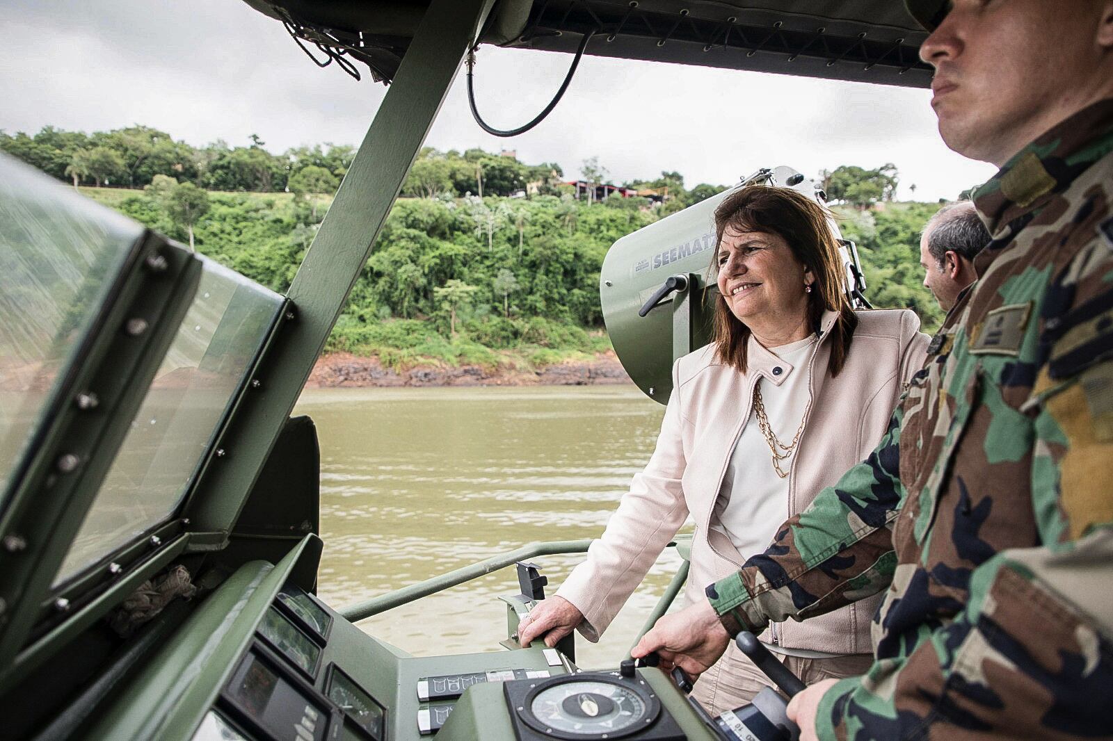 Para Patricia Bullrich el show debe seguir.