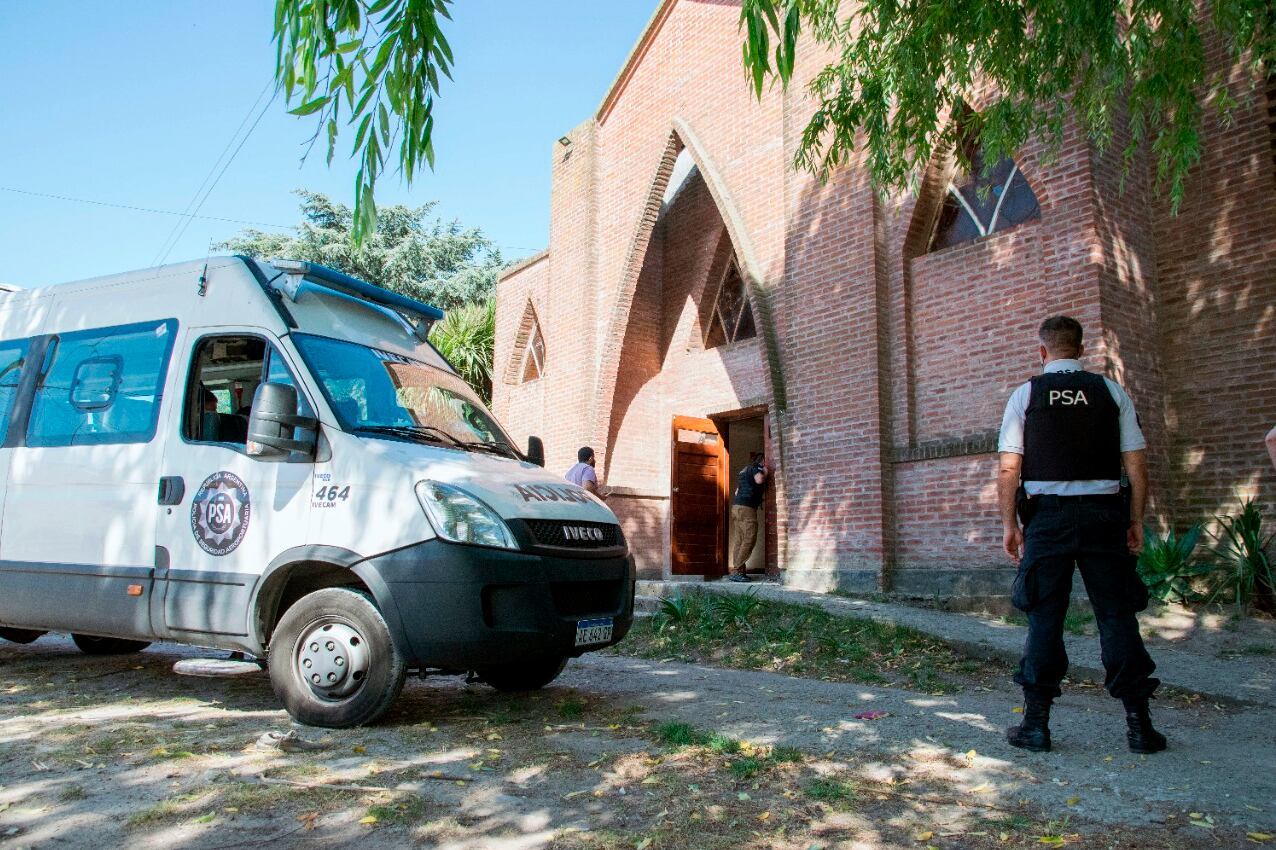 El pastor dirigía el templo El Shadai.
