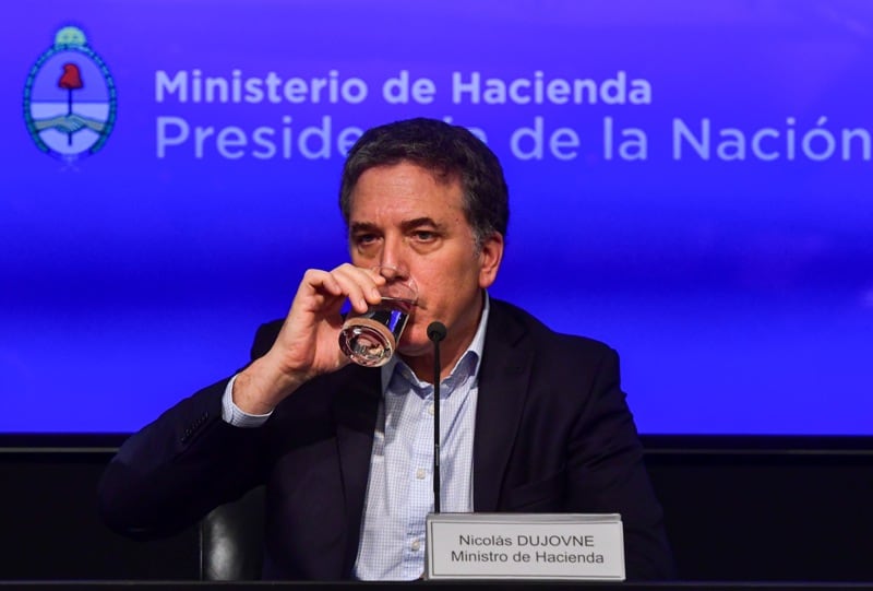 Dujovne realizó las declaraciones durante un encuentro con medios extranjeros en la Casa Rosada.