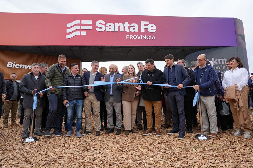 Pullaro intentó diferenciarse de las políticas de Javier Milei.