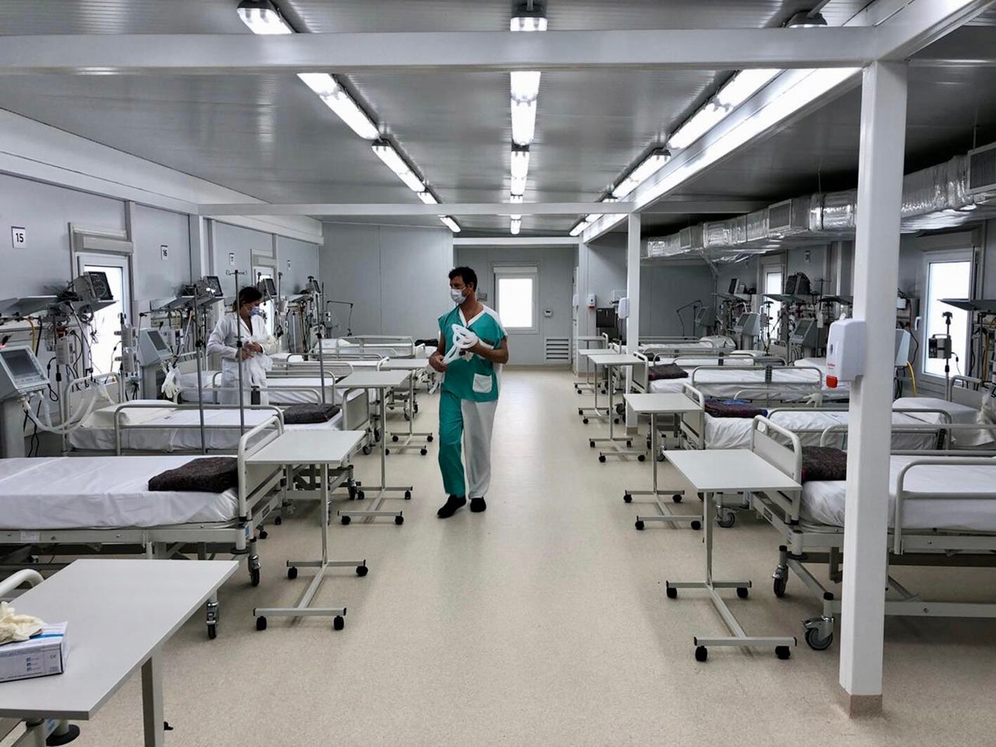 La ley crea el programa para prevenir el contagio entre los planteles que desempeñen funciones en establecimientos de salud.