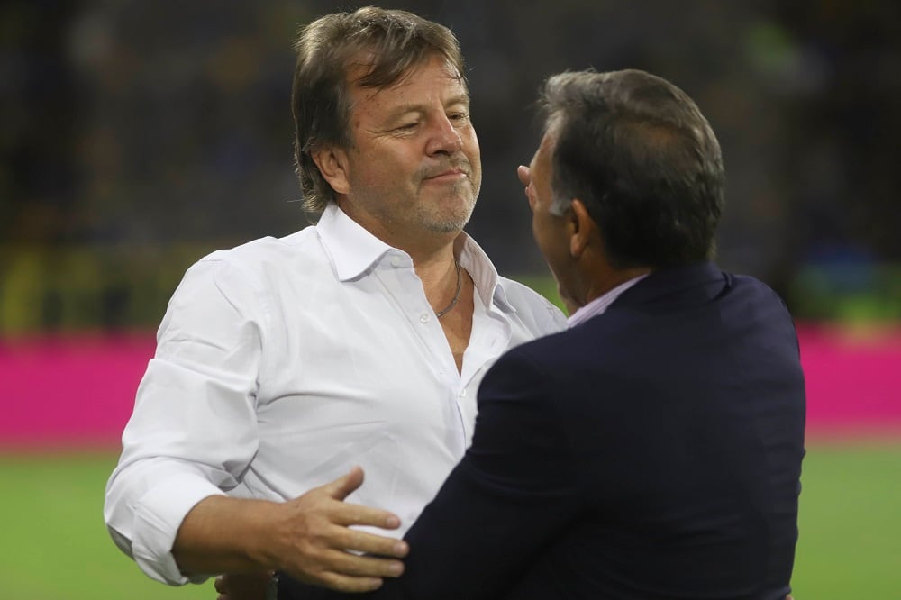 El ruso Zielinski junto Miguel Russo. El ex DT de Atlético Tucumán arrancará la temporada en Estudiantes. El otro seguirá en Boca.