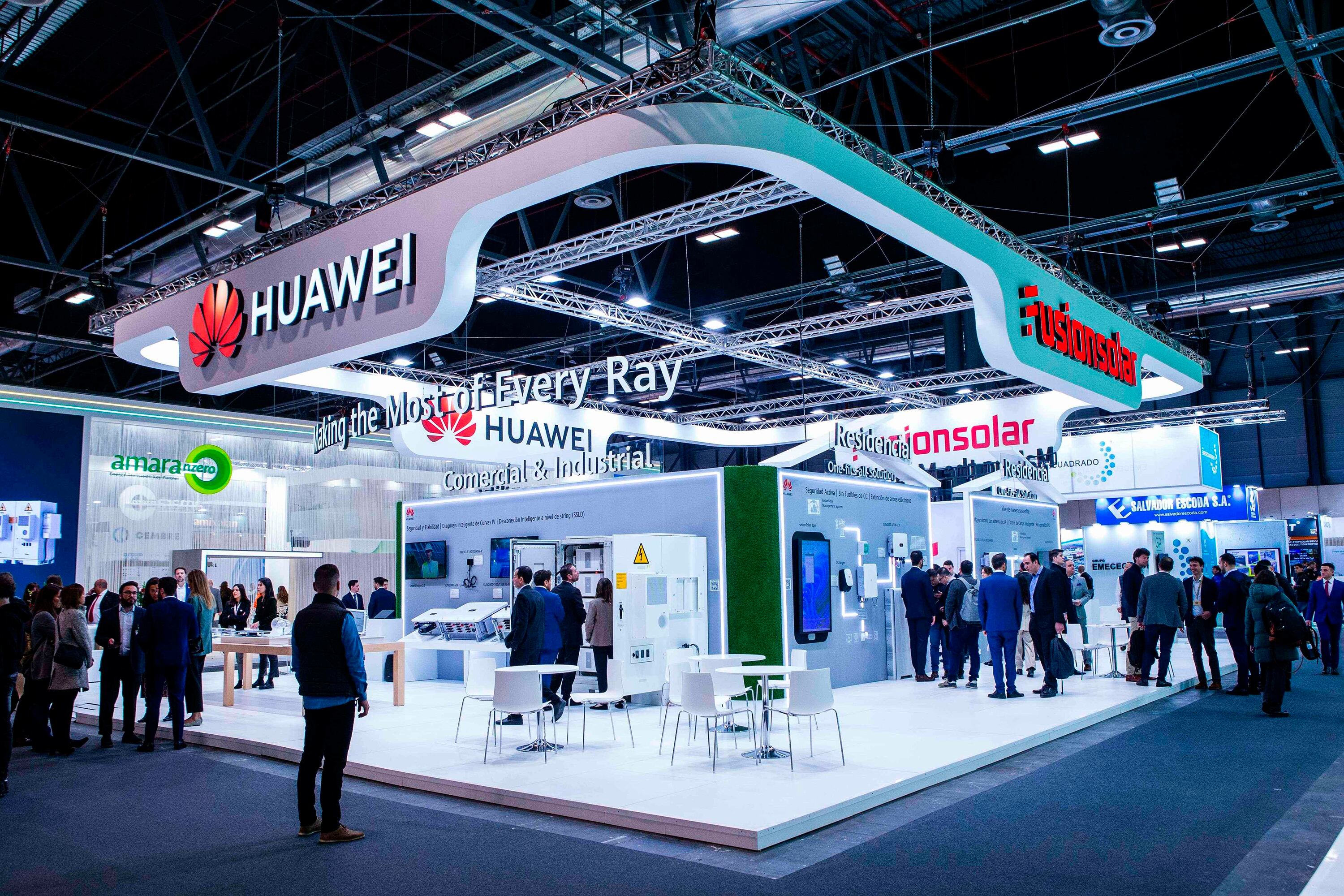 La empresa china Huawei es líder en infraestructura de tecnologías de la información y la comunicación.​
