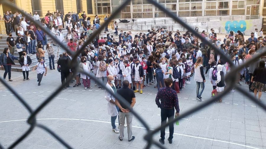 Varios puntos de los proyectos ya existen o se superponen con lo previsto en la Ley de Educación.