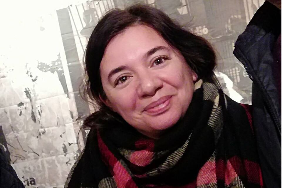 Lorena Battistiol Colayago busca junto a su hermana a un tercer hermano nacido en cautiverio.