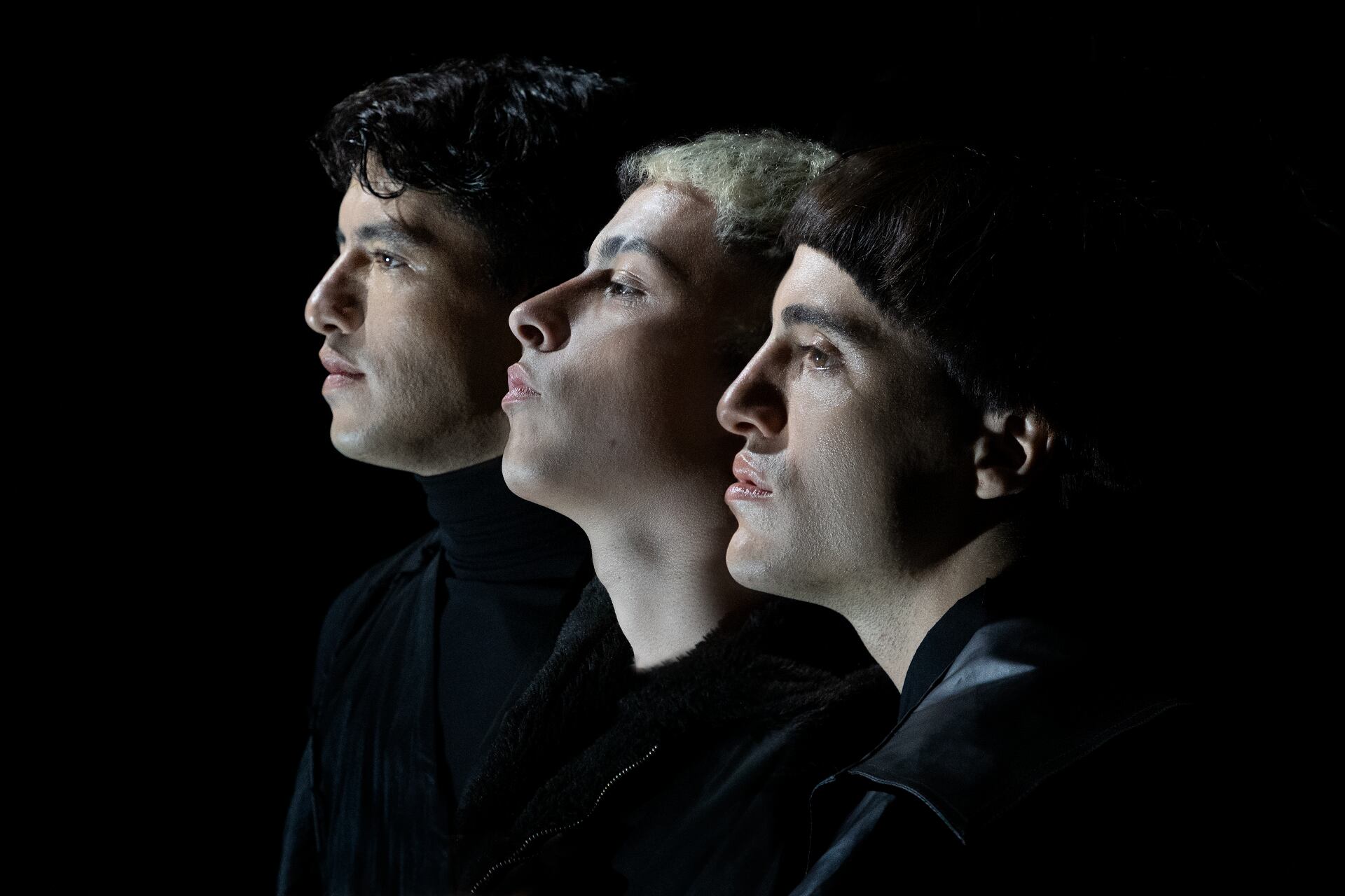 Salieron los clips del cruce de Trueno con Peces Raros para el remix de Cicuta; y de YSY A con Bajofondo para Sonido nativo del río