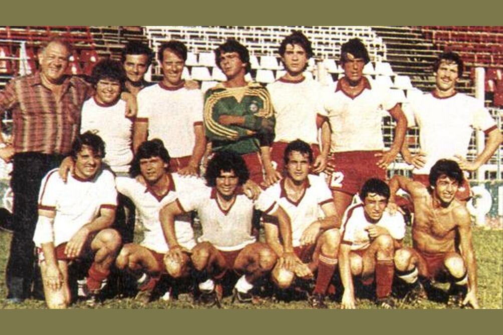 Calvo (abajo, segundo desde la izquierda), junto a Grandinetti, Taibo y Darín, entre otros.