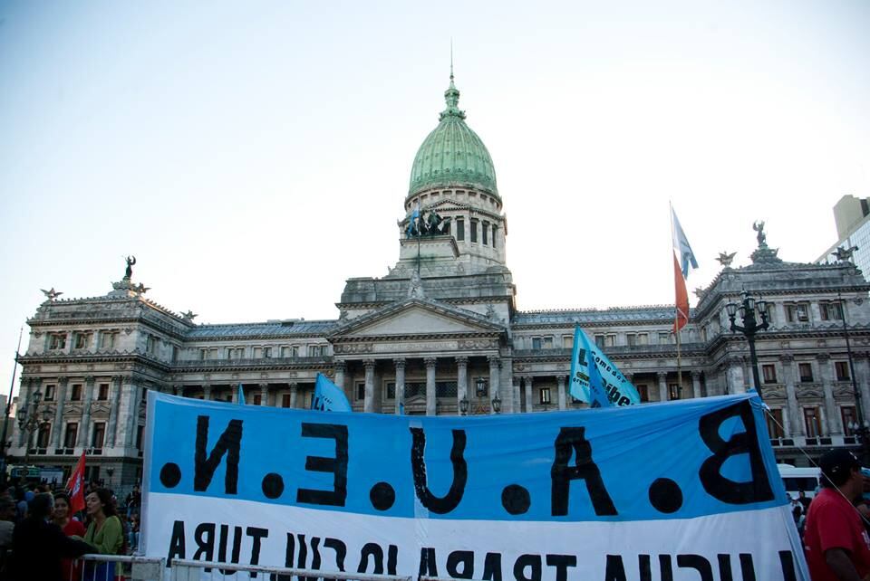 Los trabajadores del Bauen volverán con su reclamo al Congreso.
