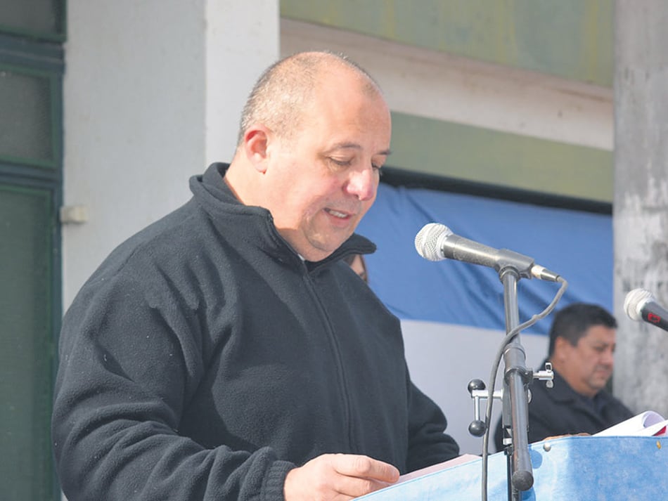 El párroco de San Javier, Sergio Capocetti, protagonista del entredicho con la diputada.