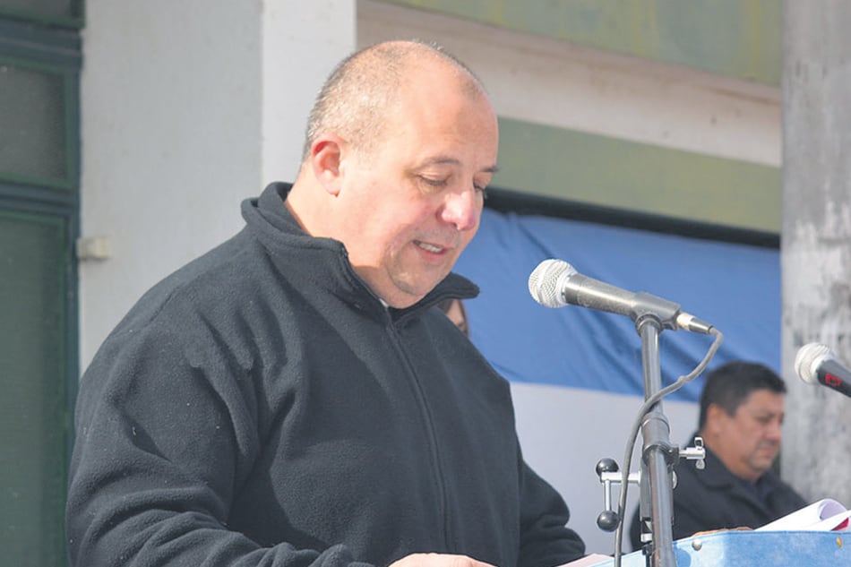 El párroco de San Javier, Sergio Capocetti, protagonista del entredicho con la diputada.