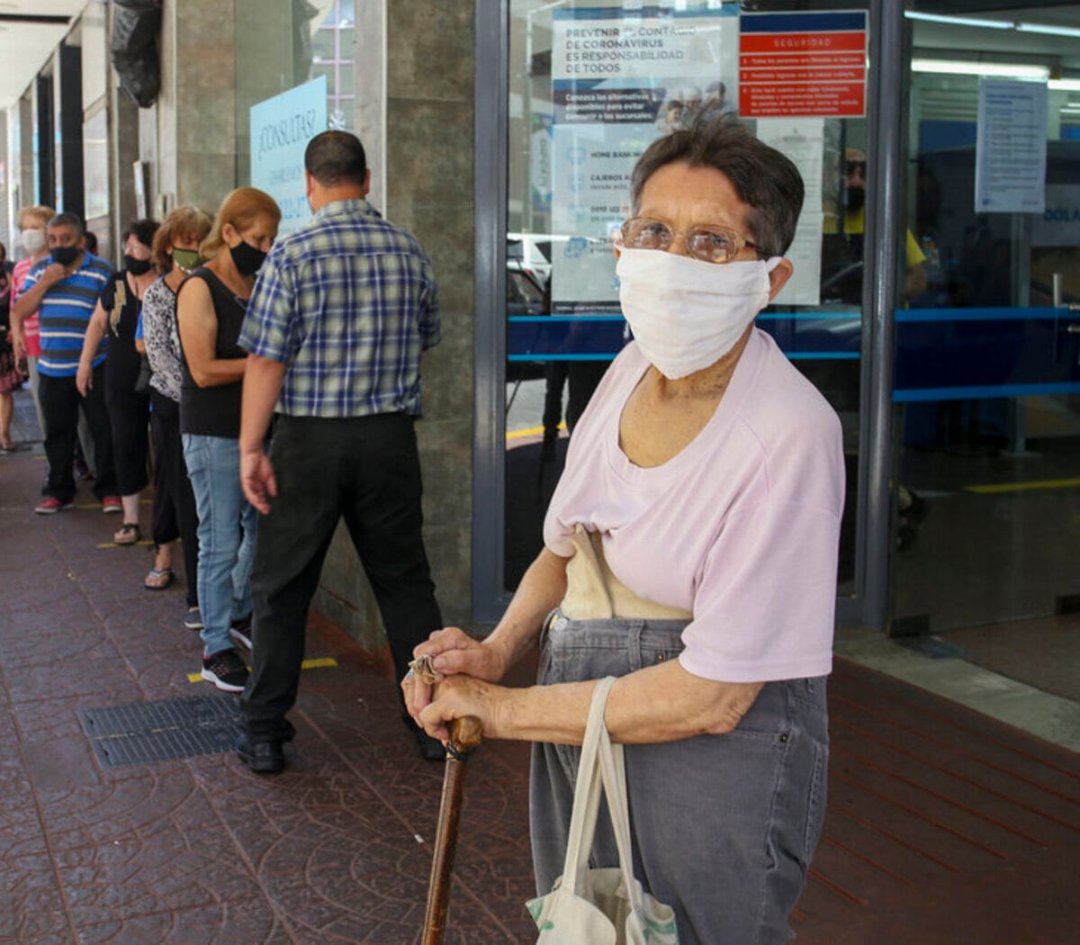 Las jubilaciones, pensiones y asignaciones aumentarán 15,53% a partir de septiembre. (NA)