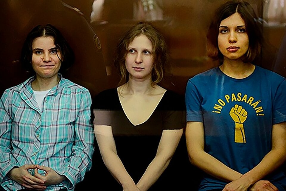 Las Pussy Riot durante el juicio en Moscú. 