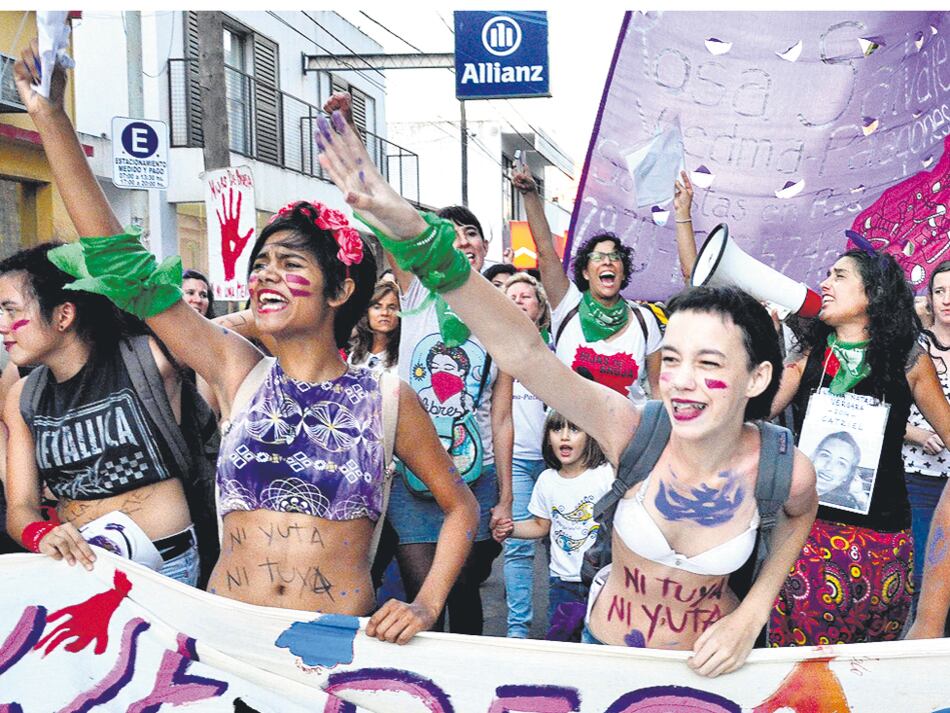 Viedma, Río Negro, se sumó a las marchas de repudio y reclamo contra el machismo.