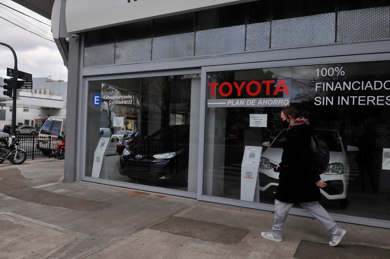 Las ventas de autos treparon 37 por ciento en el primer semestre.