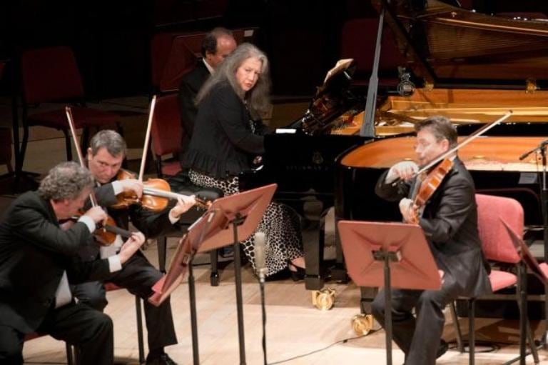 Argerich, la noche que tocó en el CCK junto a la Sinfónica Nacional.