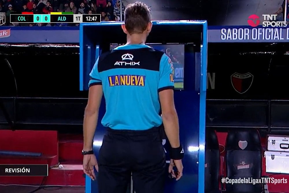 Nicolás Lamolina estrenó el VAR en Colón-Aldosivi