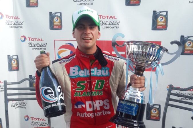 El piloto Agustín Herrera murió este jueves. Imagen: @HerreraSport 