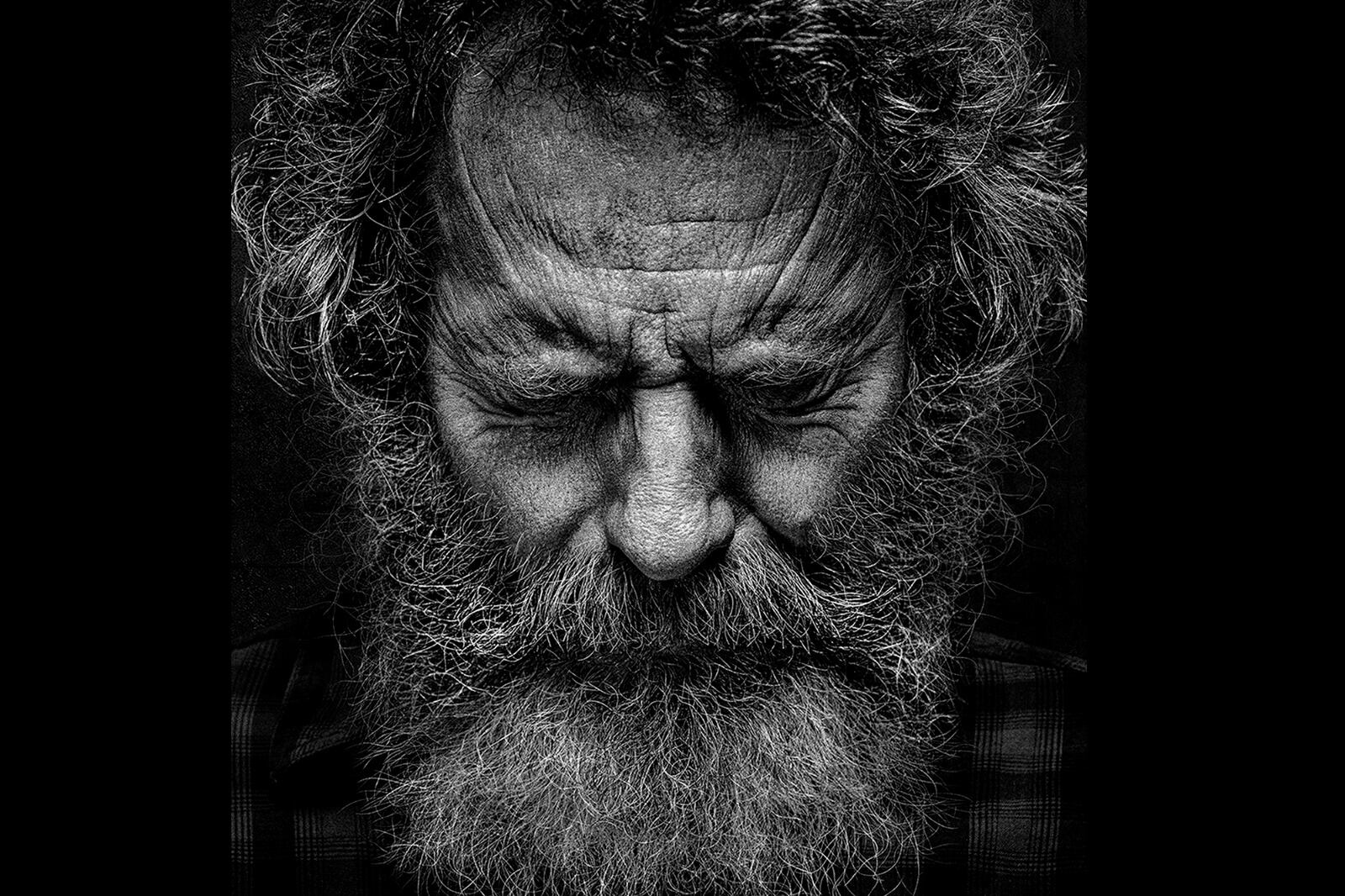 En los nuevos episodios de "Your Honor", Cranston sufre una transformación física impactante.