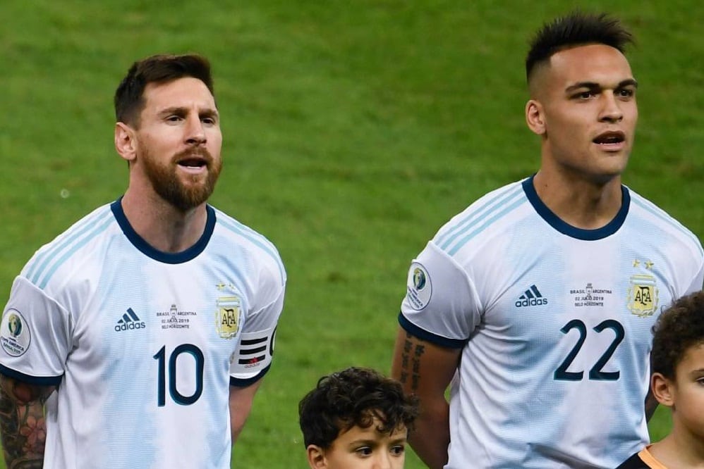 Messi y Lautaro, dos de los jugadores que podrían recibir sanciones de parte de la FIFA.