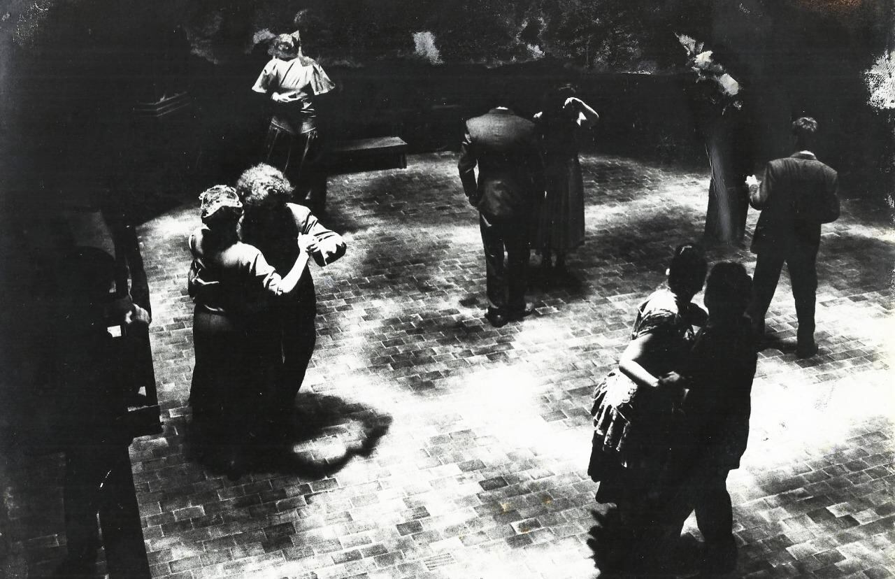 A la programación de "Marathón", de 1980, seguirán en julio "Visita" (1977) y en agosto "La oscuridad de la razón" (1993-1994).