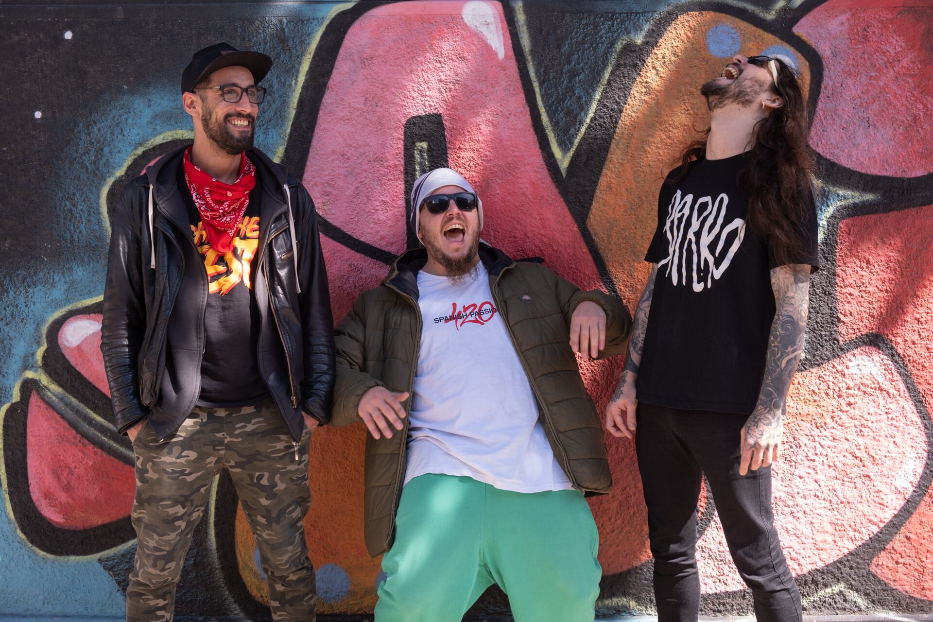 Son músicos de la ATR Vand, Octafonic, de la banda de Duki y hasta del grupo heavy de Cristian Castro, pero lo que los reunió fue ConstiMordor