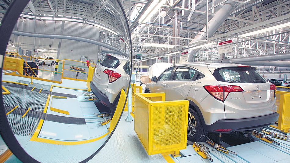 Tres cuartas partes de la capacidad de producción automotriz estuvo ociosa en el mes de diciembre. La industria pisó el freno.