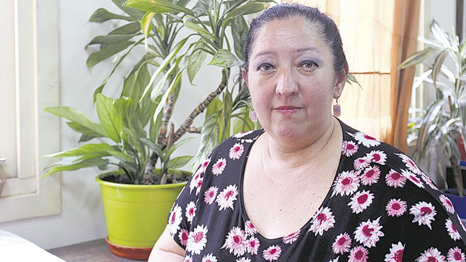 Carla Martínez, de la Cooperadora del Normal 4