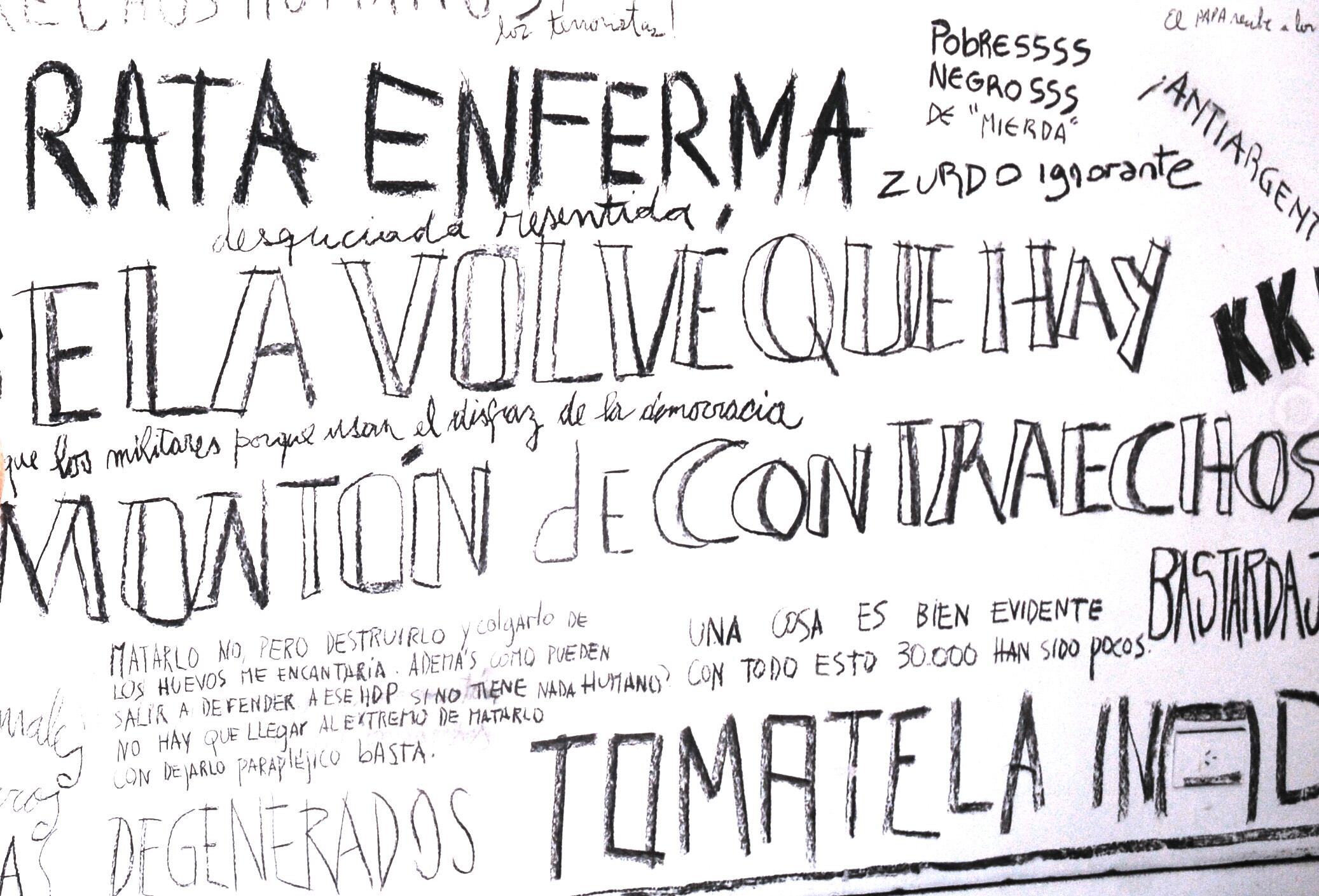 Fragmento de Diarios del odio, una intervención de Roberto Jacoby y Syd Krochmalny