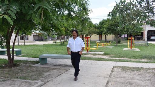 Sáenz, visitando plazas recuperadas 