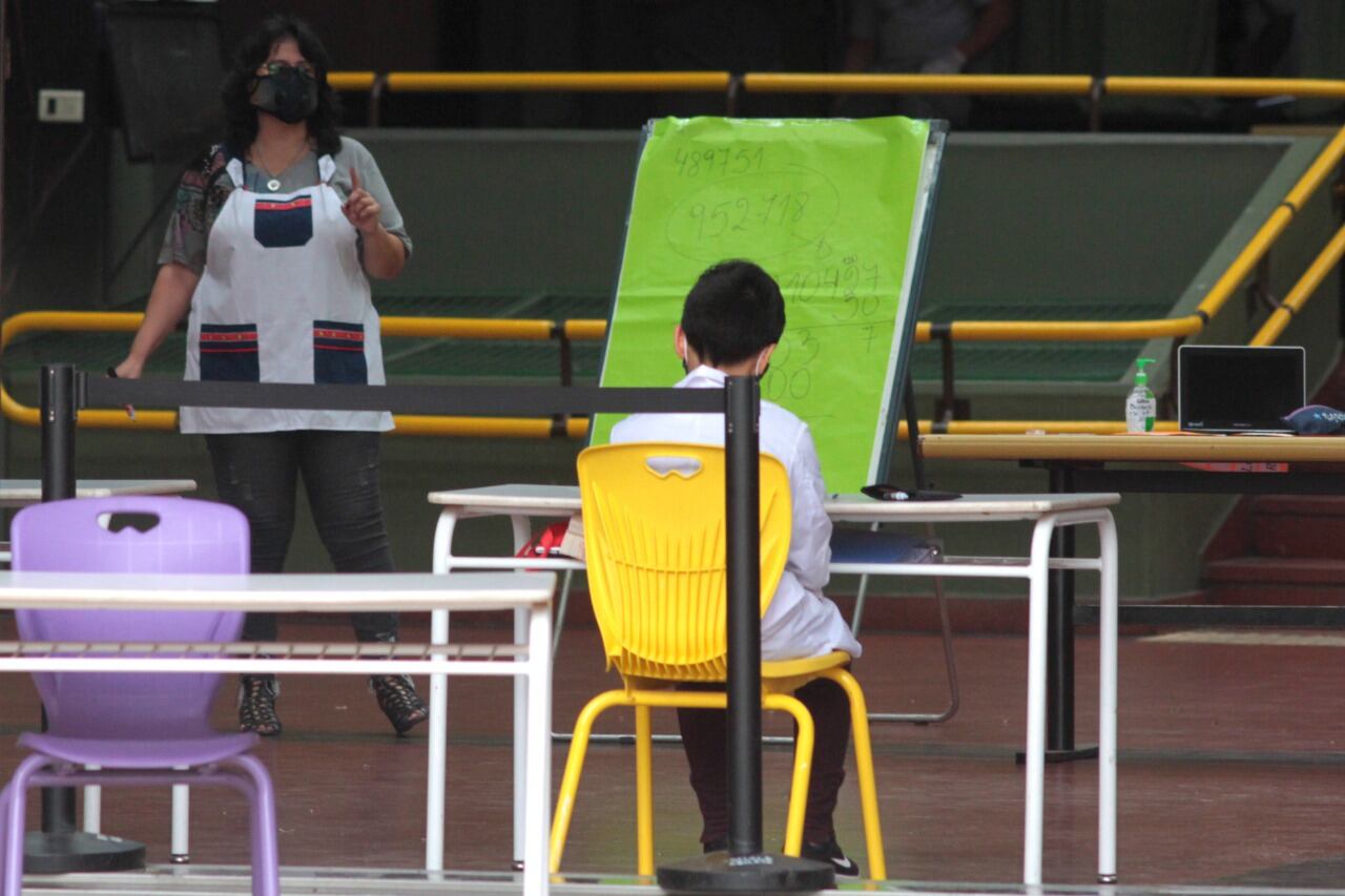 Los alumnos podrán volver sólo a trabajar lo socioafectivo, el encuentro con el otro.