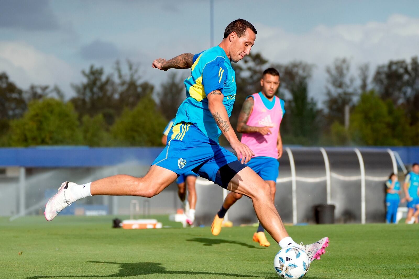 Lema se entrenó otra vez en forma diferenciada.