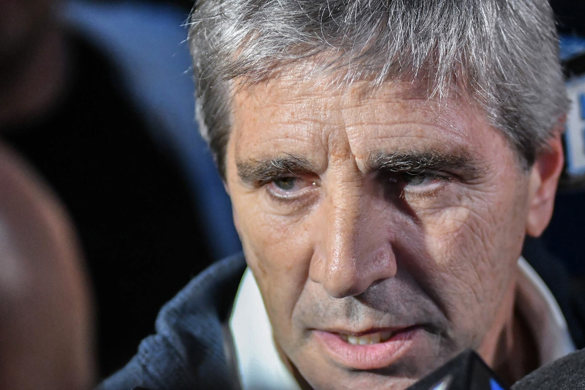 El ministro de Economía, Luis Caputo, en plena fiesta de especulaciones y ganancias.