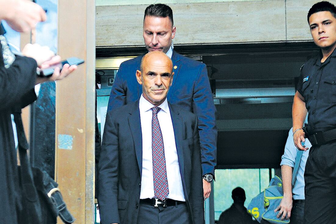 Gustavo Arribas, íntimo amigo de Macri y titular de la AFI, investigado en la causa por el soterramiento del tren Sarmiento.