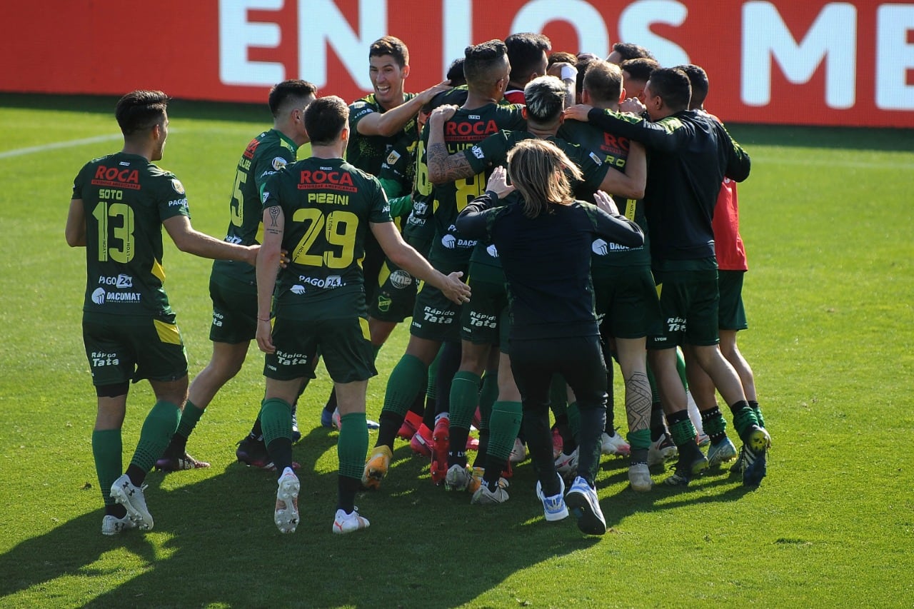 El festejo de los jugadores de Defensa y Justicia