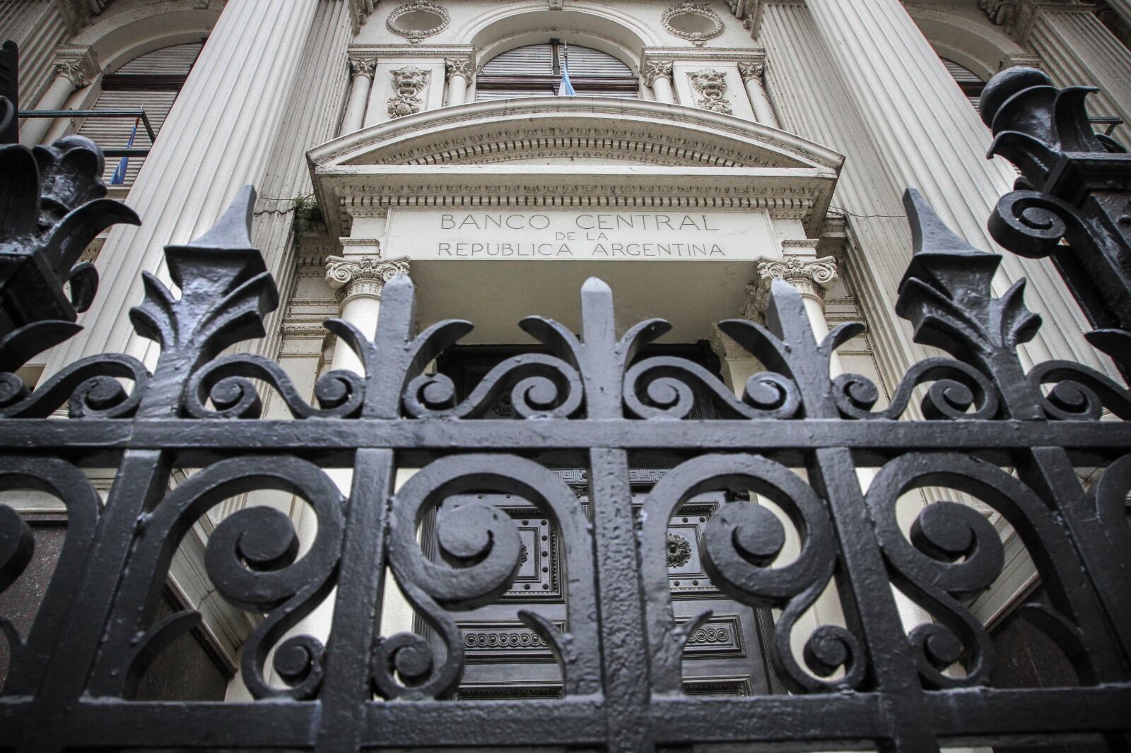 El dólar MEP finalizó en 435 pesos, con un incremento de 0,7 por ciento.