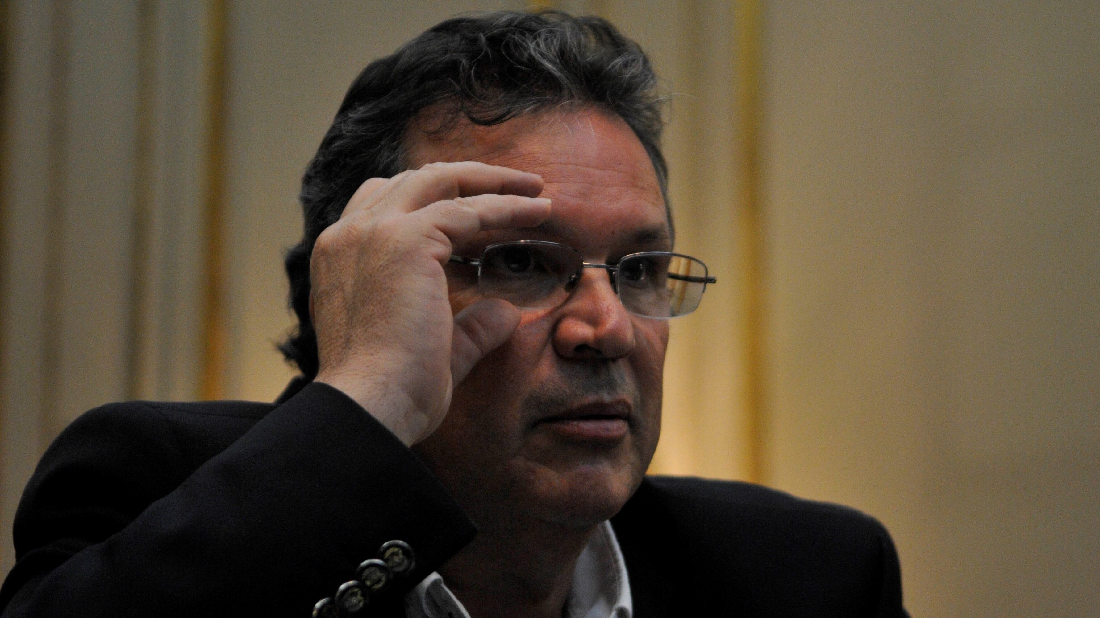 "Vamos dejando atrás los programas de asistencia para ir hacia el desarrollo de la producción y el trabajo", señaló Tristán Bauer