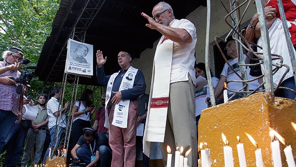 Medio centenar de nietos restituidos nacidos en Campo de Mayo reclaman la creación del sitio de memoria.