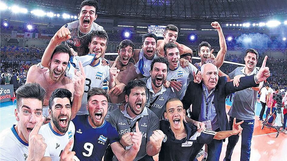 Festejo de los jugadores argentinos tras la victoria sobre Rusia.