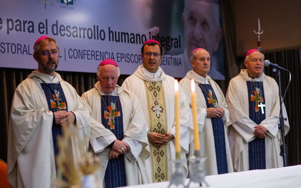 El documento episcopal hizo también "un llamado inminente a custodiar el hábitat".  
