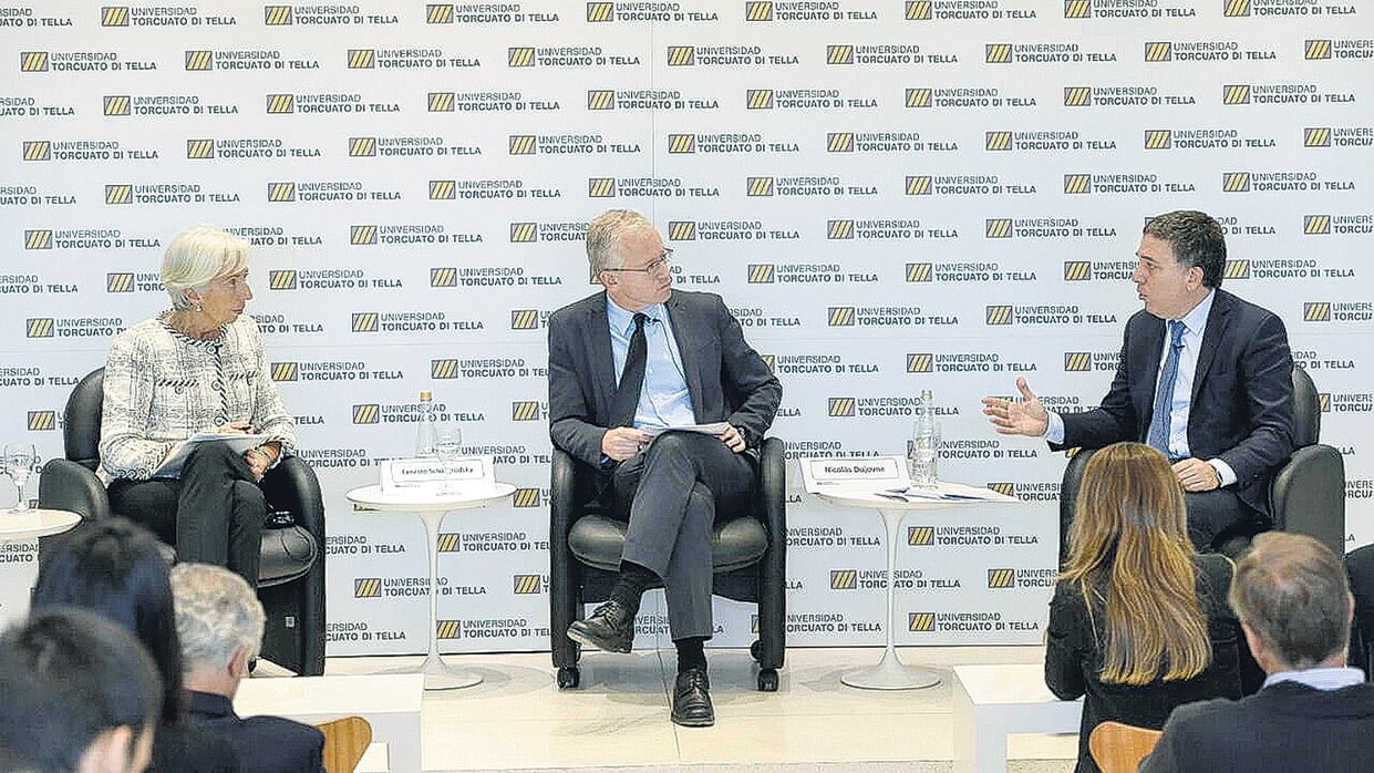 Christine Lagarde participó de un panel en la Universidad Torcuato Di Tella junto al ministro Nicolás Dujovne.