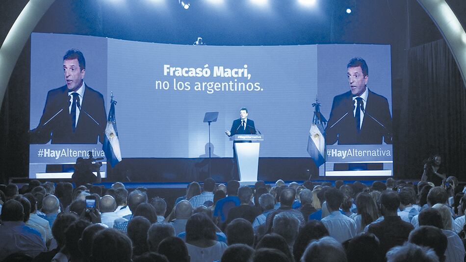 Sergio Massa presentó sus diez compromisos para transformar la Argentina.