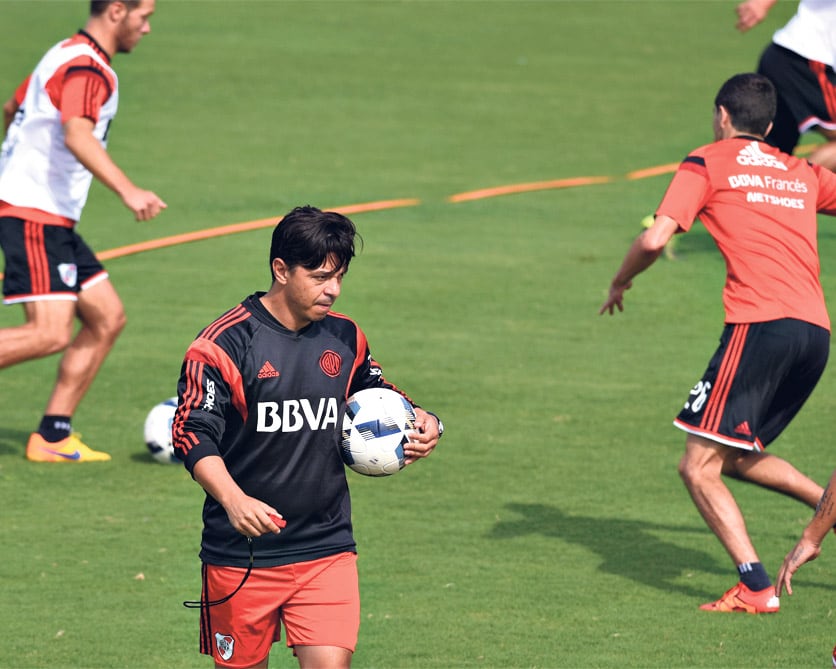 Gallardo debió reemplazar a dos hombres importantes en su esquema.