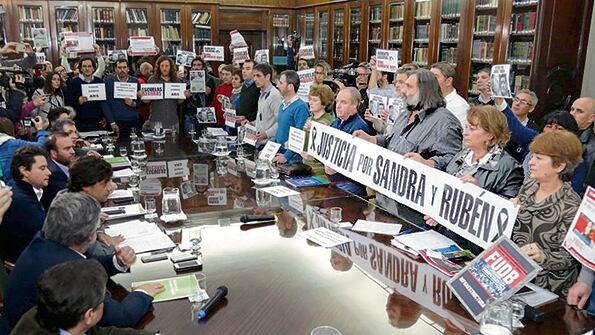 Los gremios docentes rechazaron ayer una nueva oferta salarial de apenas 19 por ciento.